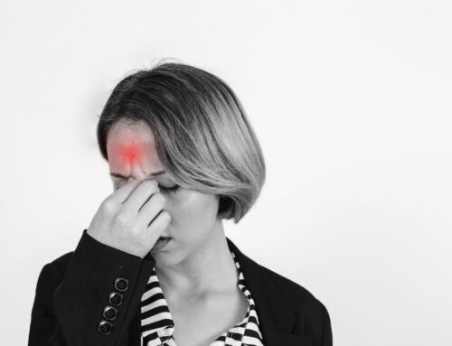 Kopfschmerzen gezielt mit der Axomera-Therapie behandeln